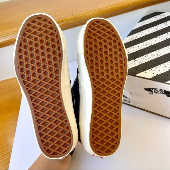 NWT Vans Vault Chukka LX Mid Rise in Checkerboard Canvas purple midrise sneakers - Picture 7 of 13